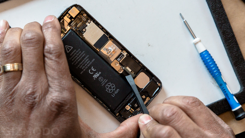 Illustration for article titled iCracked: The Screen Repair Service That Comes to You Is Fantastic